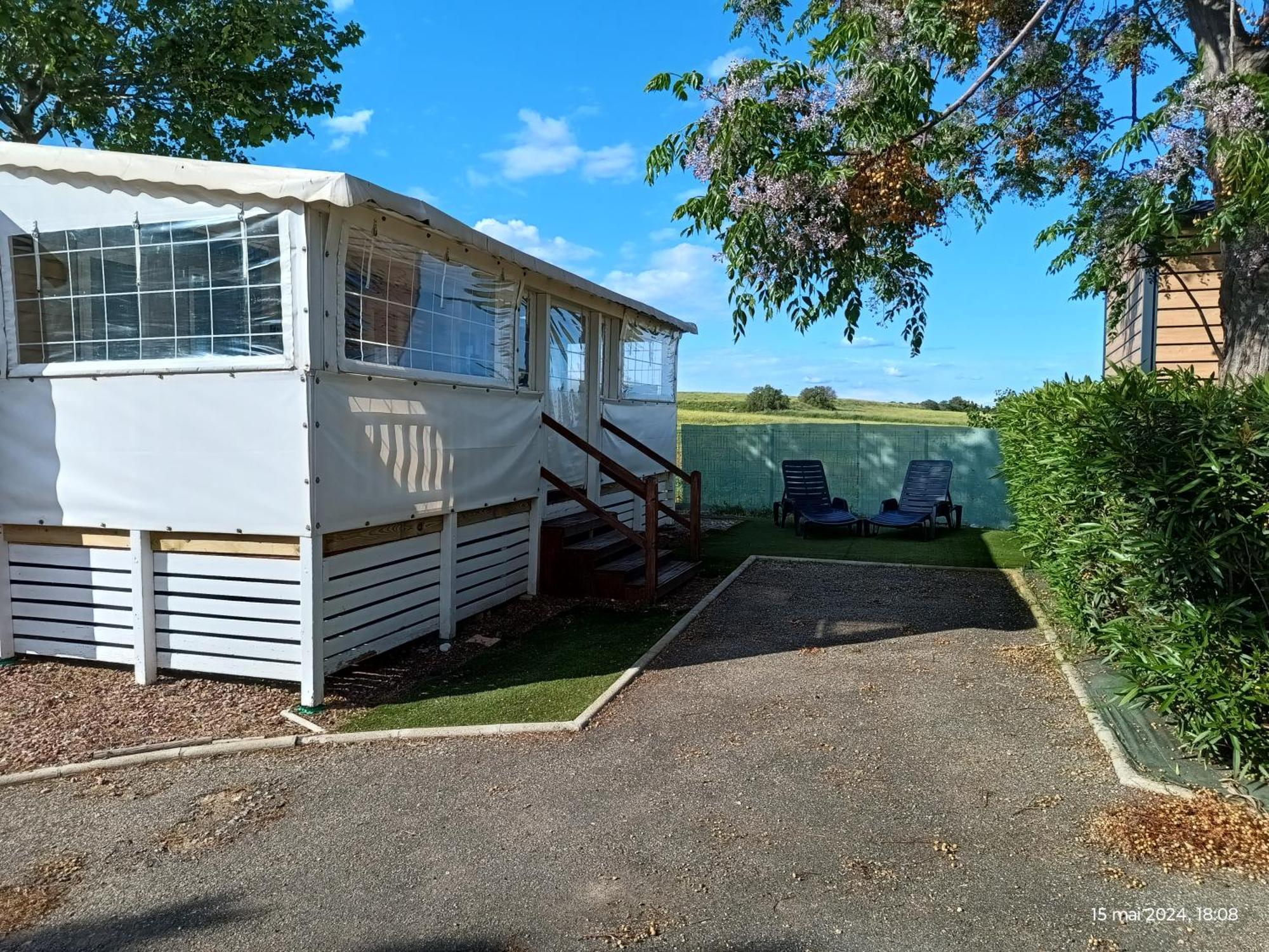 Camping Les Sables Du Midi A Valras Plage Hotel Bagian luar foto